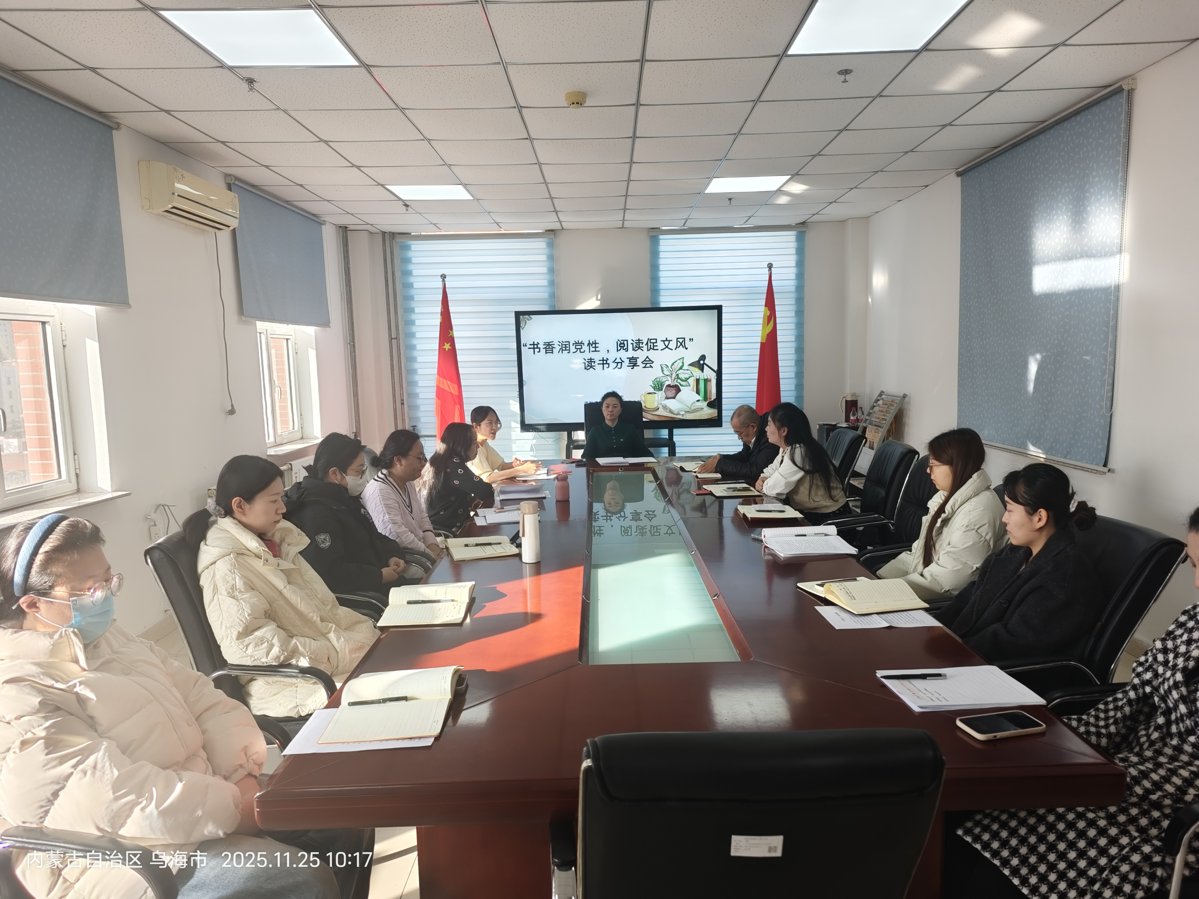 112502.jpg 112502.jpg